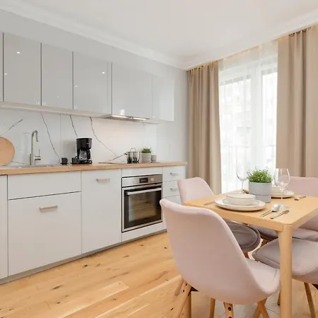 Apartament Z Tarasem W Centrum Swinoujscia By Noclegi Renters Swinoujscie Exterior photo