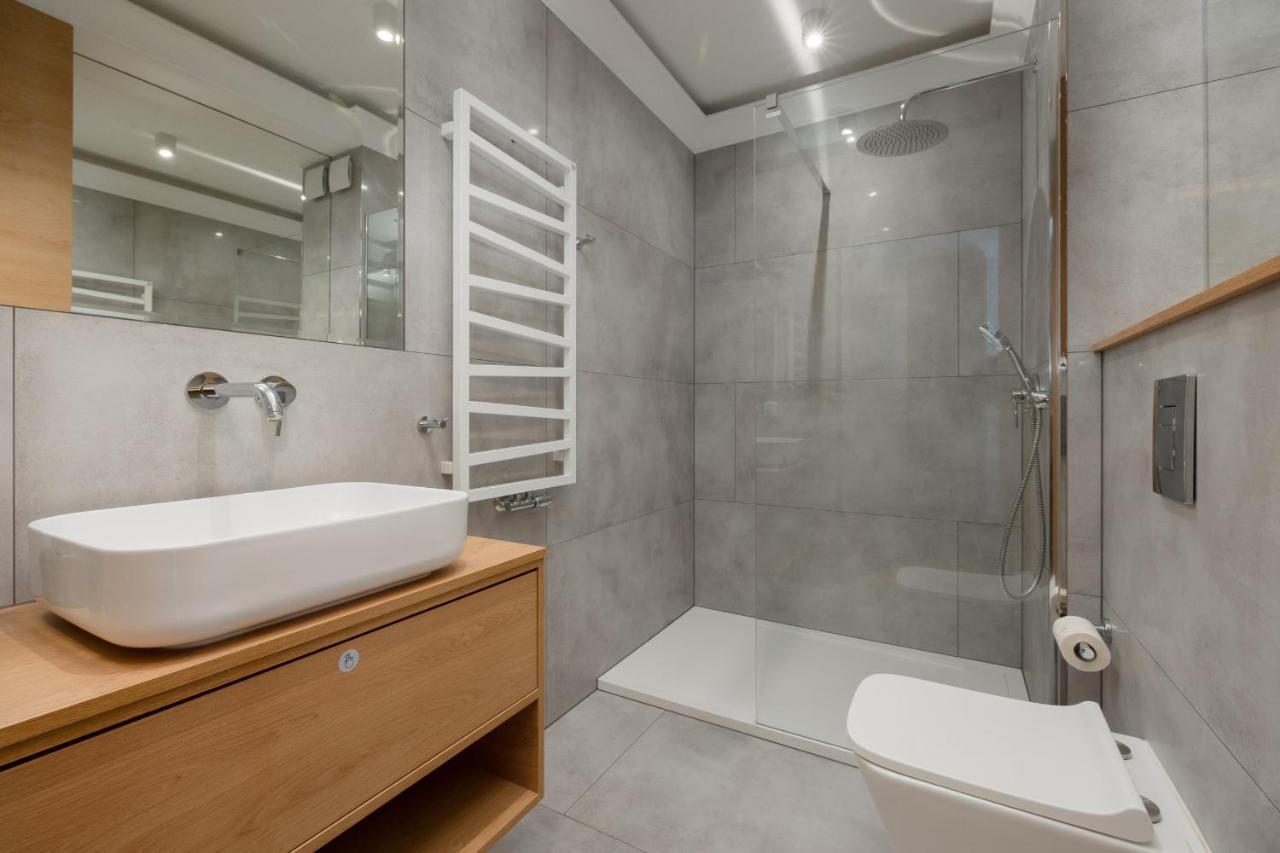 Apartament Z Tarasem W Centrum Swinoujscia By Renters *